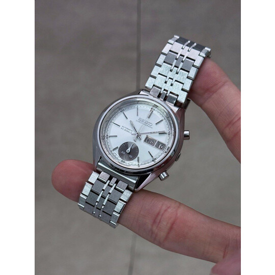 37mm • 1972 Seiko Silver Panda 7018 Monoregister Automatic Chronograph ref.7018